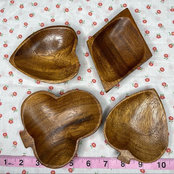 Monkey Pod wood card suit small bowls - Picture 2 of 5